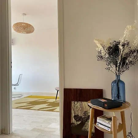 Spacieux 2 Pieces Centre Historique Apartament